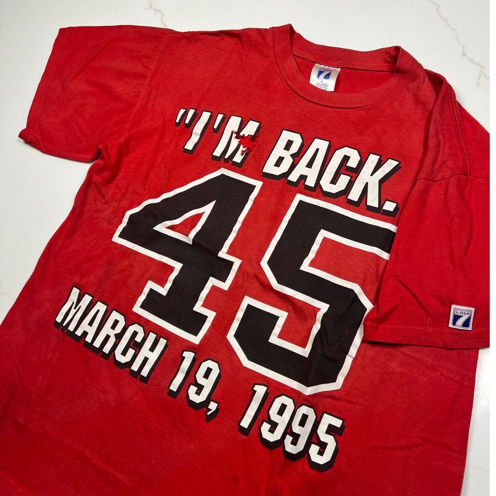 Logo 7 T-Shirt Mens Large Red Vintage Michael Jordan I'm Back 45 March 19 1995